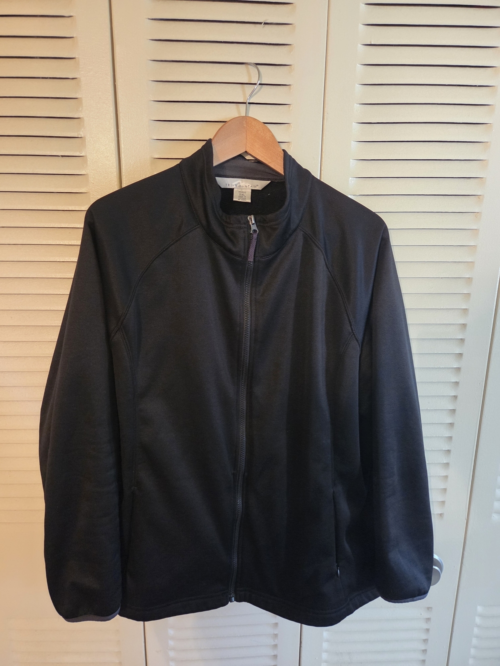 Women’s Black Full-Zip Jacket